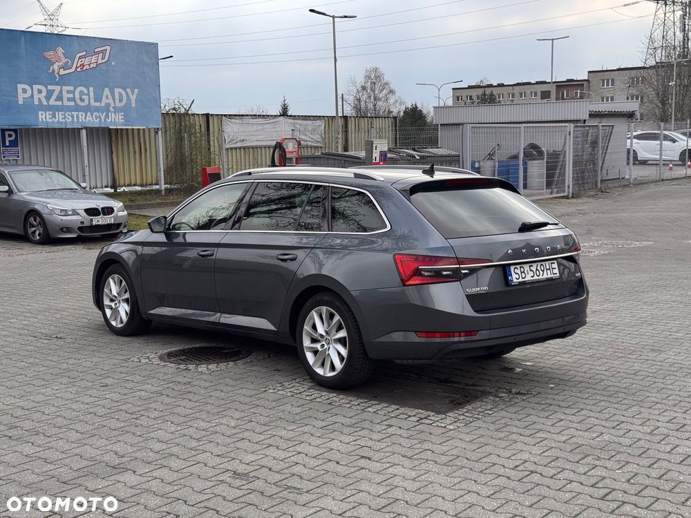 Skoda Superb 2.0 TDI SCR 4x4 Style DSG - 5