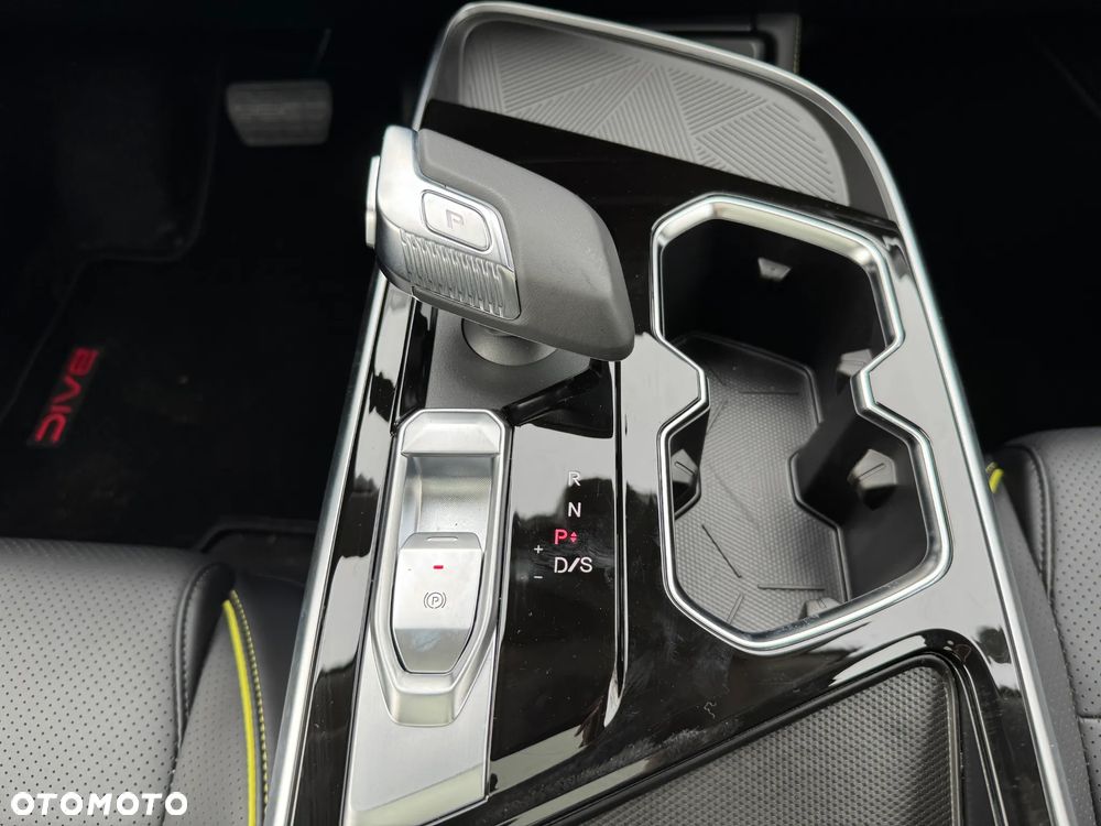 BAIC 5 Beijing 1.5T Comfort DCT - 13