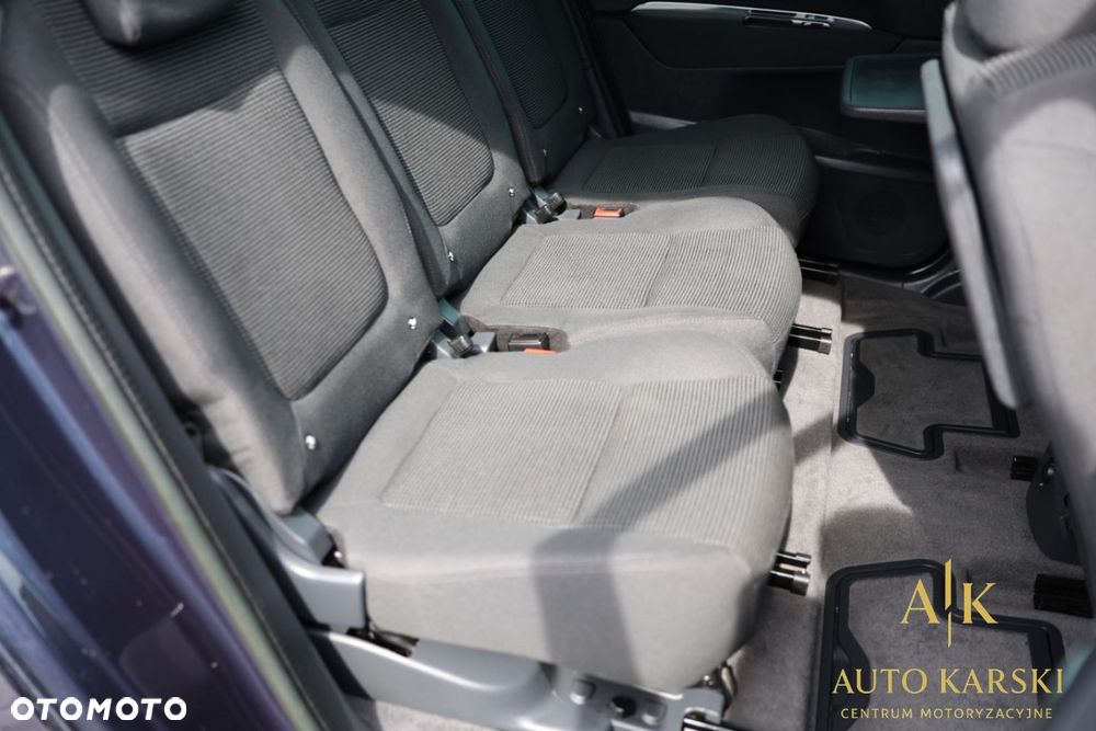Peugeot 5008 - 37