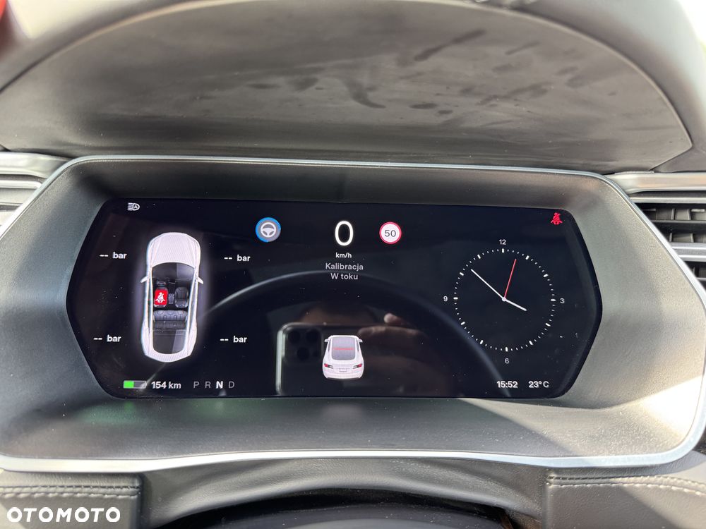 Tesla Model S - 19