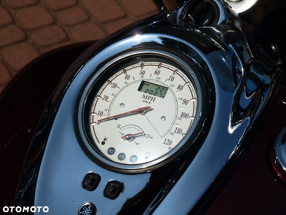 Yamaha Road Star - 19