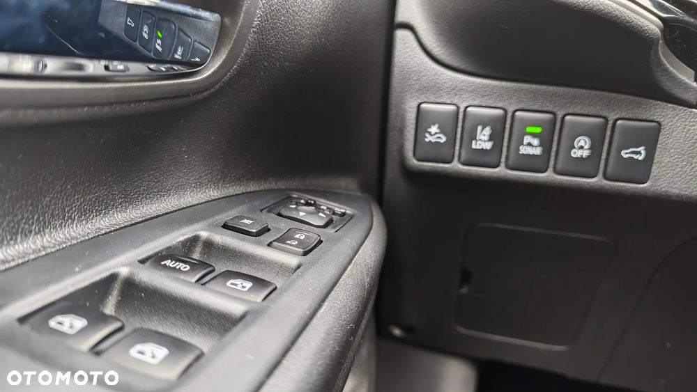 Mitsubishi Outlander 2.0 4WD CVT Diamant Edition+ - 31