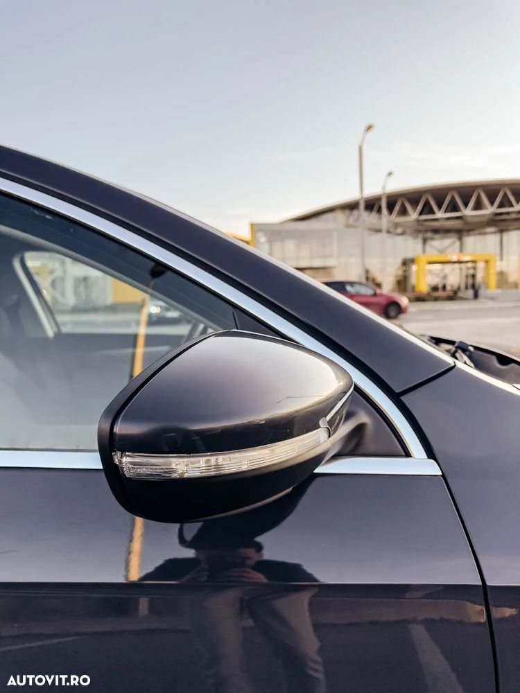 Volkswagen Passat 2.0 Blue TDI SCR Business Edition - 13