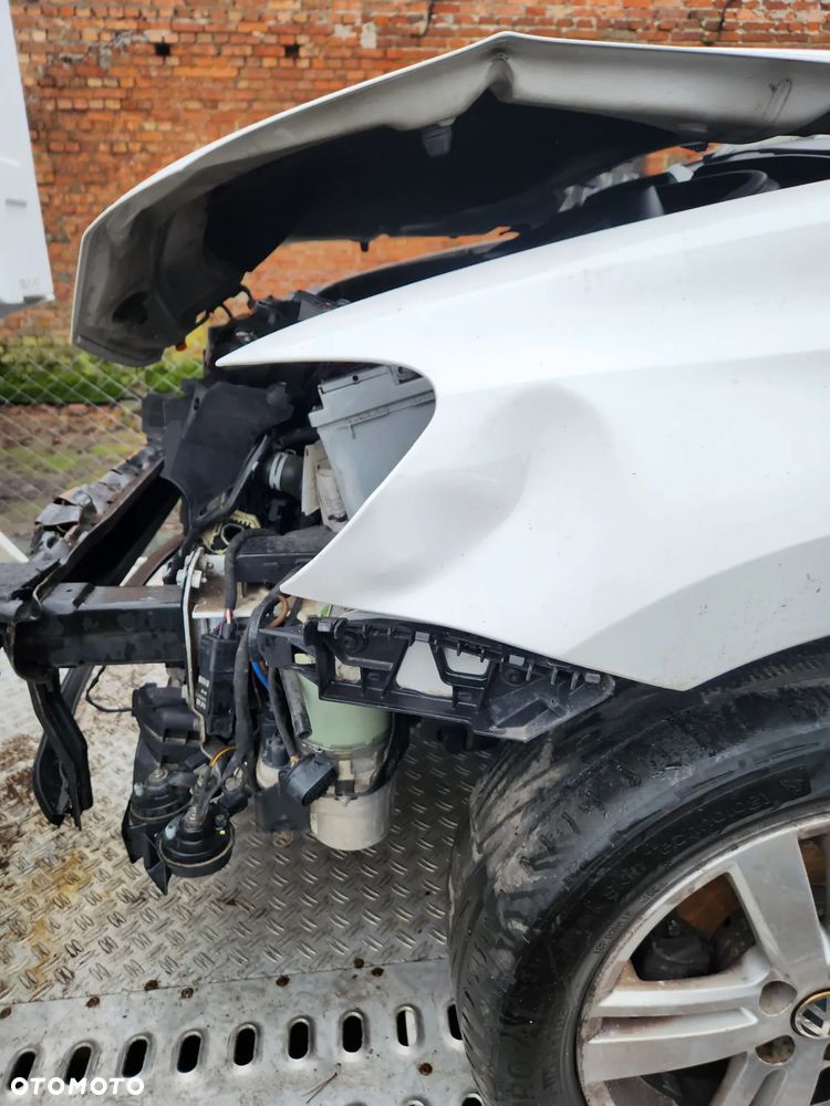 Volkswagen Polo 1.6 TDI MATCH - 5