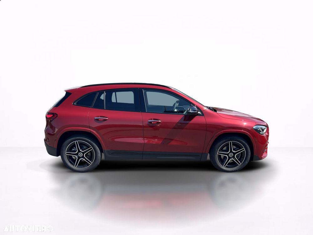 Mercedes-Benz GLA 220 4MATIC MHEV - 7