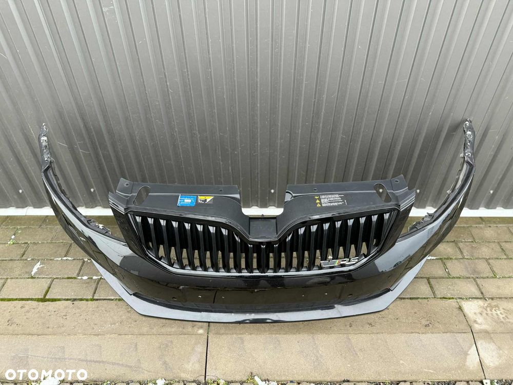 Skoda Octavia III RS Zderzak Przód Przedni Kompletny 4xPDC Spryskwiacze 13-17 LF9R - 12