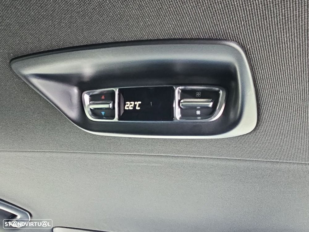 Mercedes-Benz V 300 d Longo Avantgarde - 15