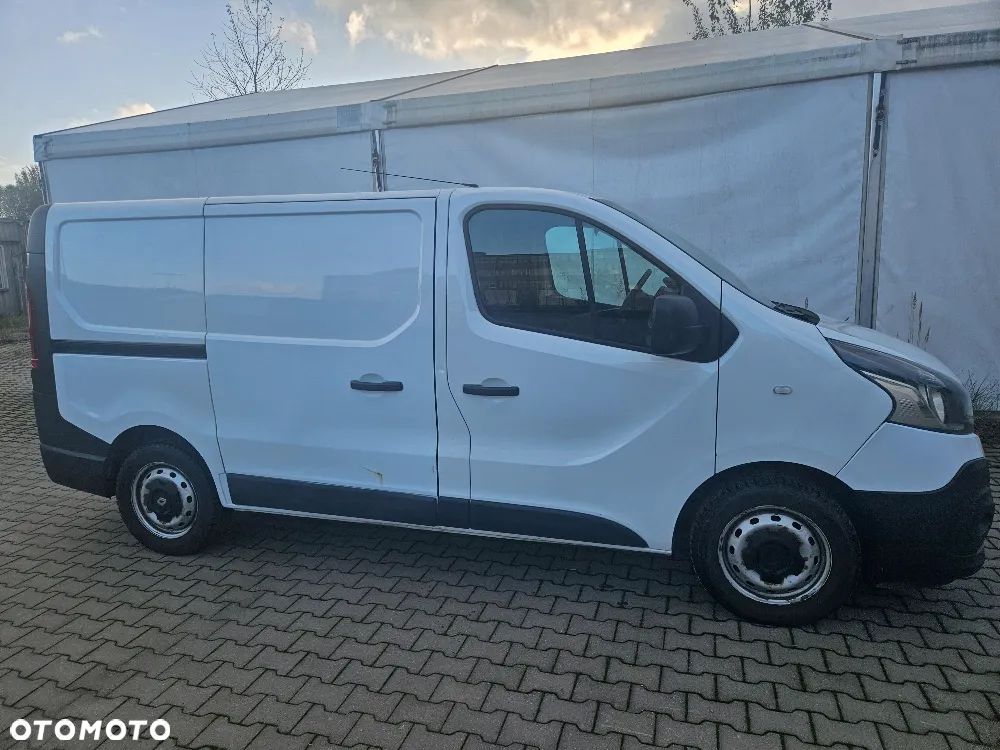 Renault TRAFIC - 6