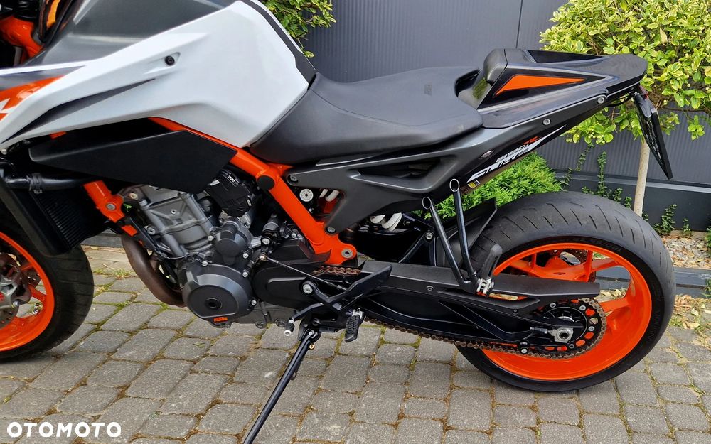 KTM DUKE 890 - 30