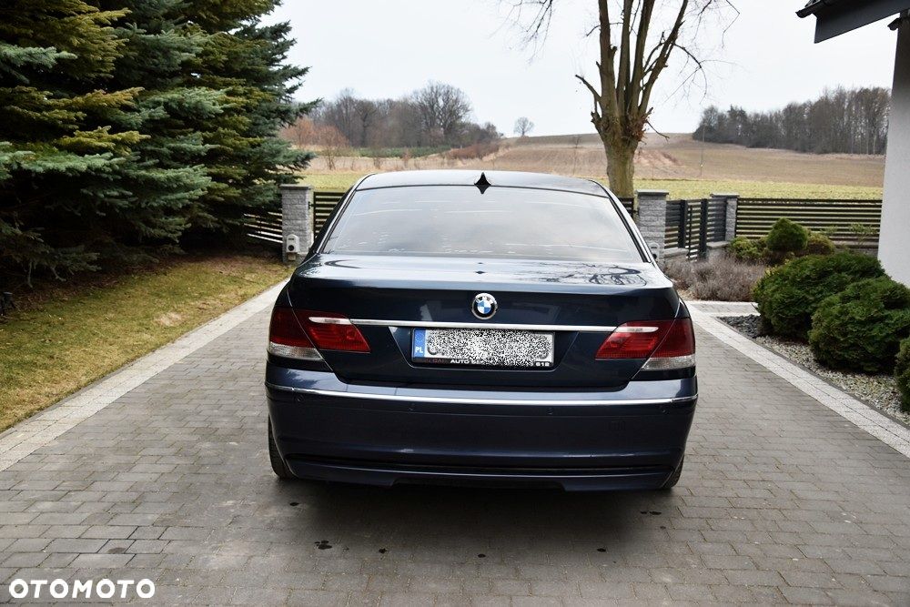 BMW Seria 7 740i - 3