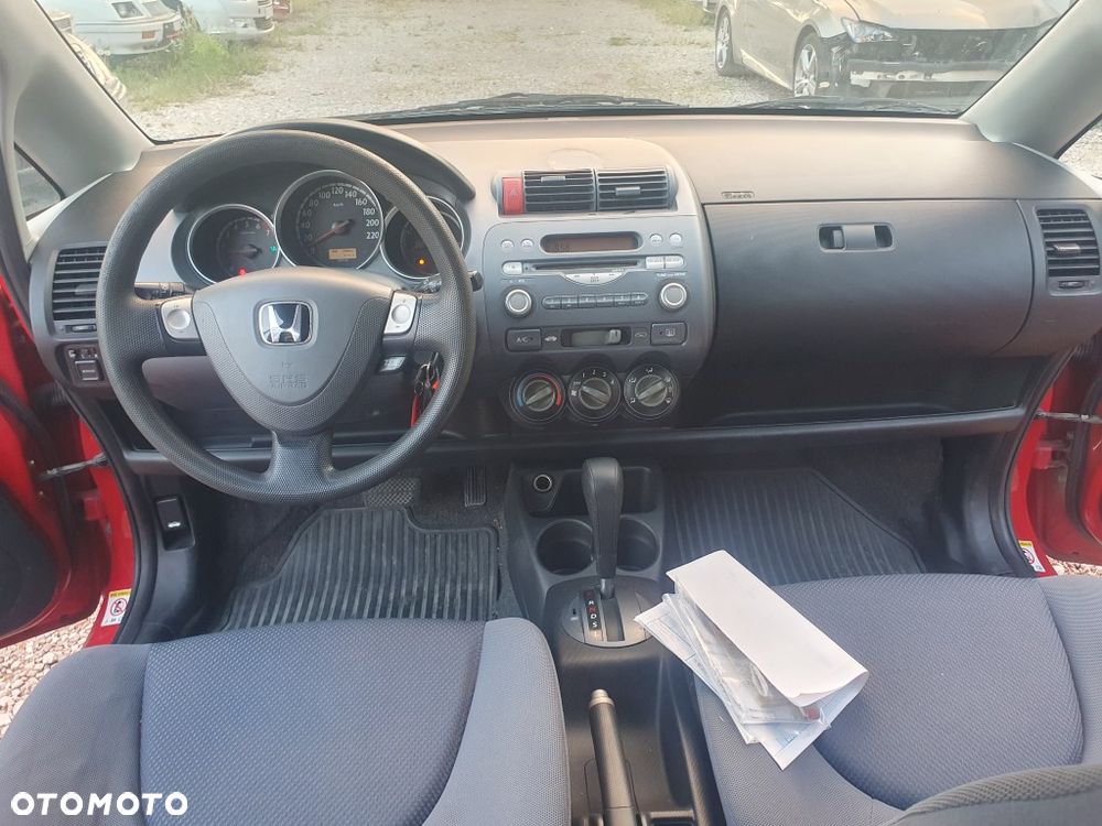 Honda Jazz 1.4 CVT LS - 15
