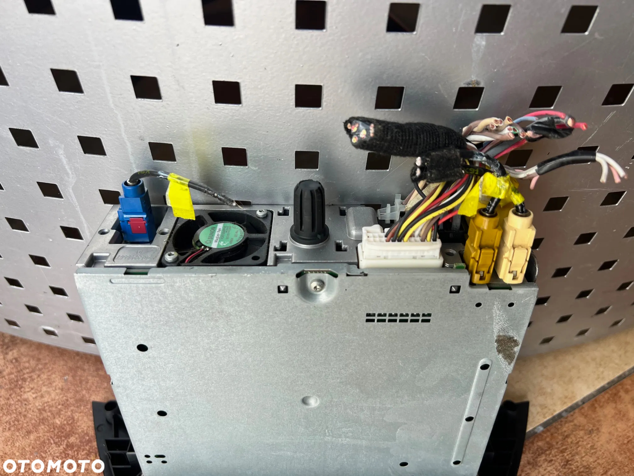 RADIO NAVI RENAULT LAGUNA III 281150005R - 4