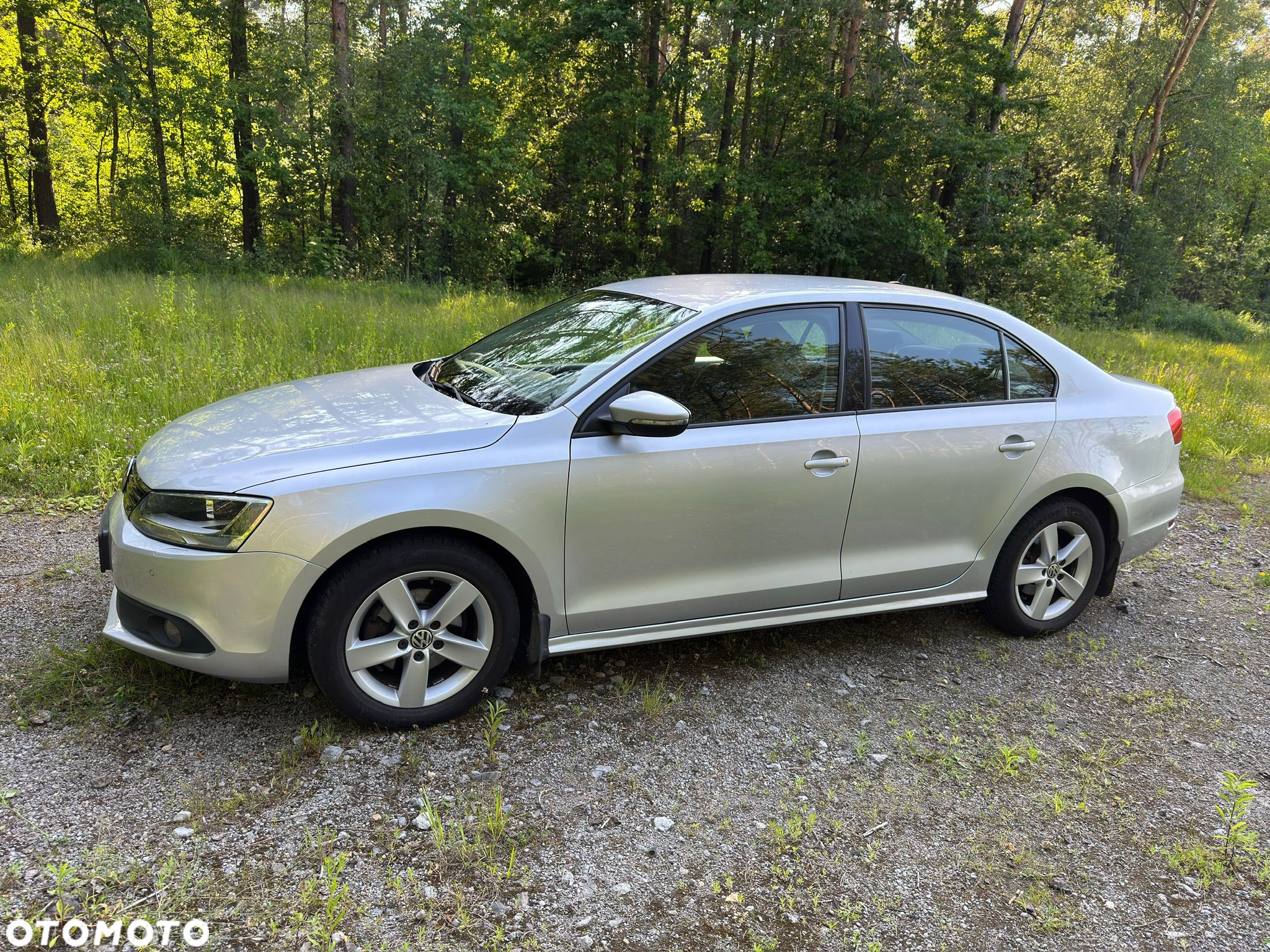 Volkswagen Jetta 1.6 TDI Comfortline - 6