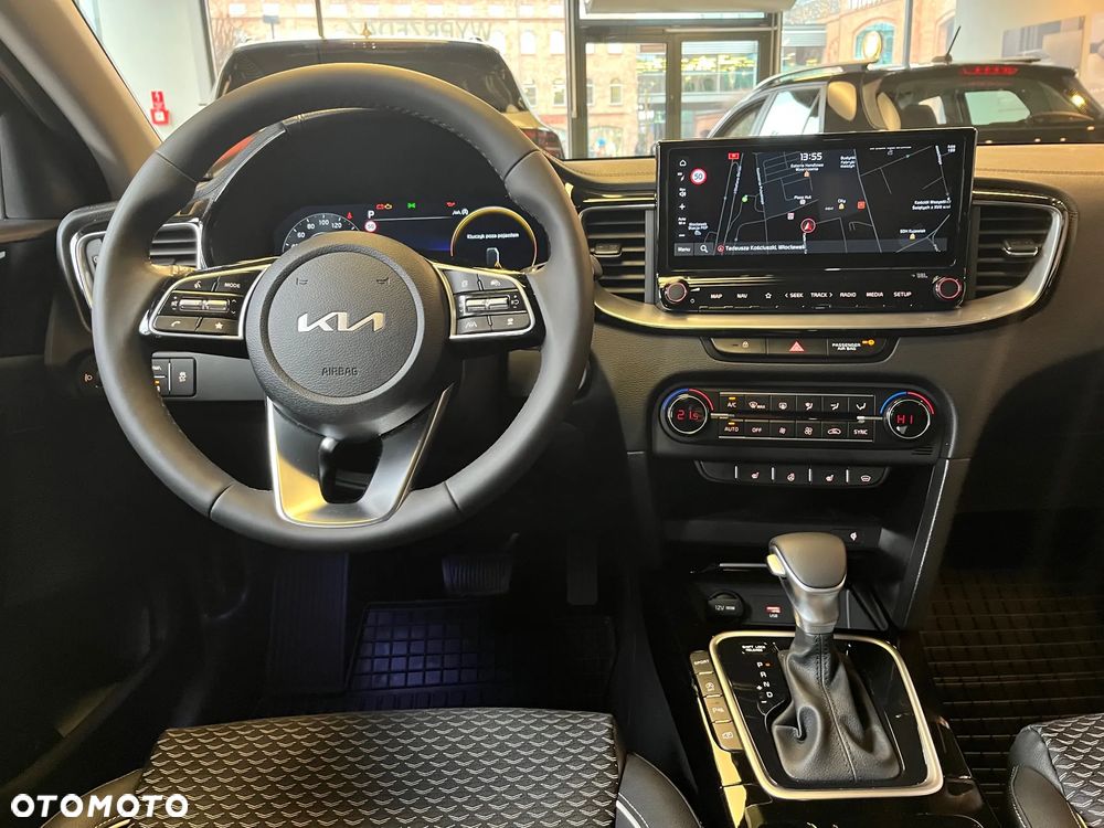 Kia XCeed 1.5 T-GDI Business Line DCT - 11