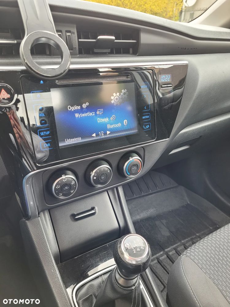 Toyota Corolla 1.6 Comfort - 6