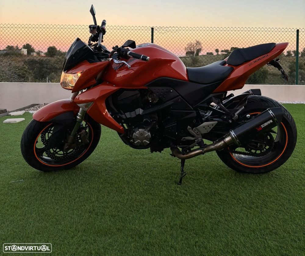 Kawasaki Z Z1000 - 9