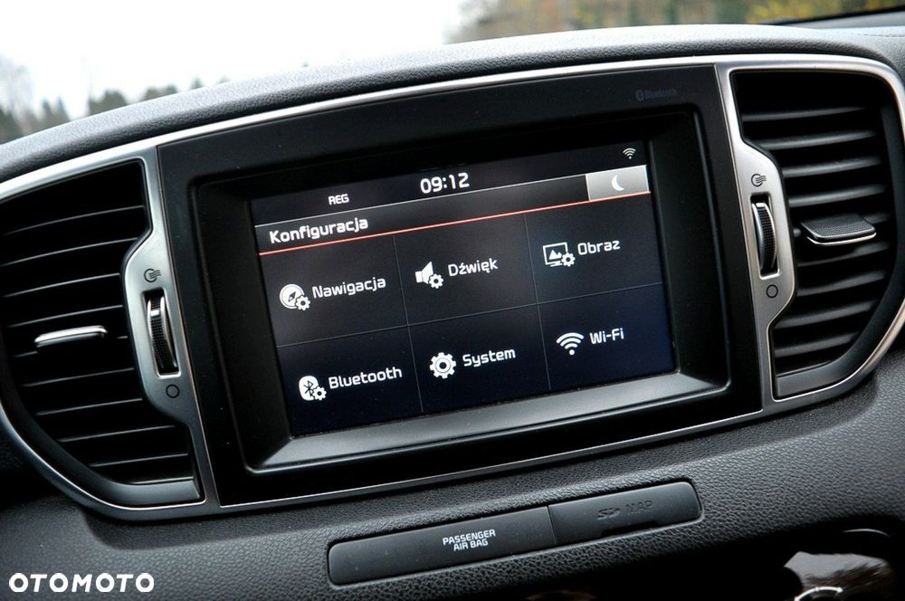 Kia Sportage 2.0 CRDI 4WD Automatik Dream-Team Edition - 24