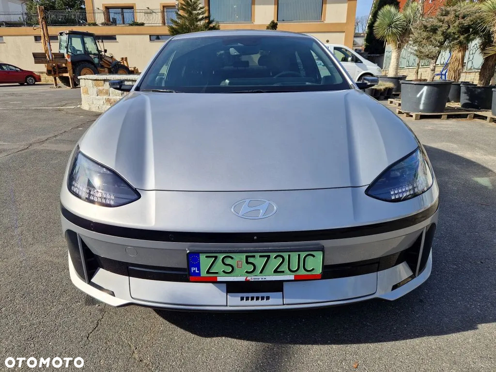 Hyundai IONIQ 6 - 9