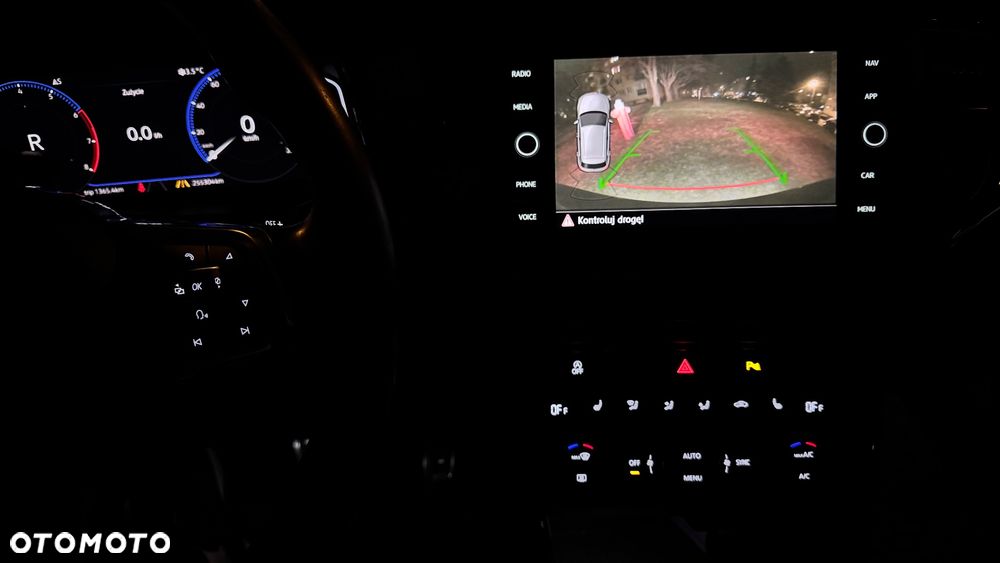 Volkswagen T-Roc 1.5 TSI ACT Premium DSG - 20