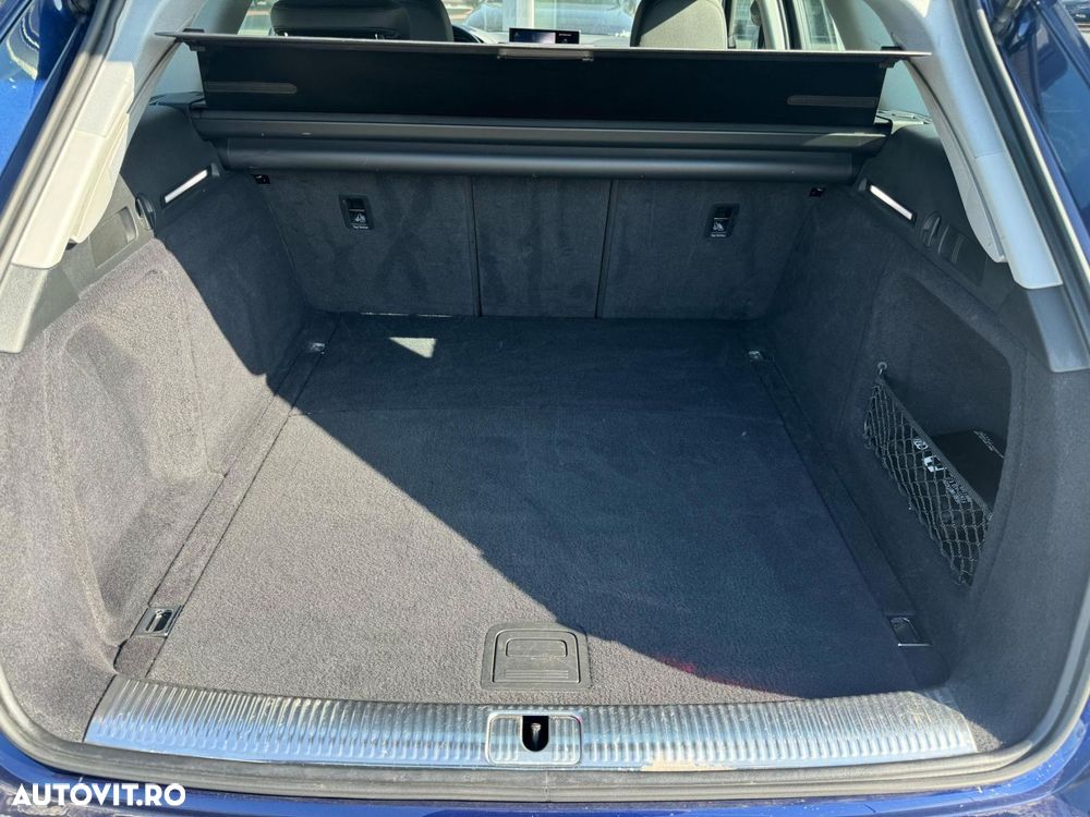 Audi A4 30 TDI S tronic MHEV Advanced - 36