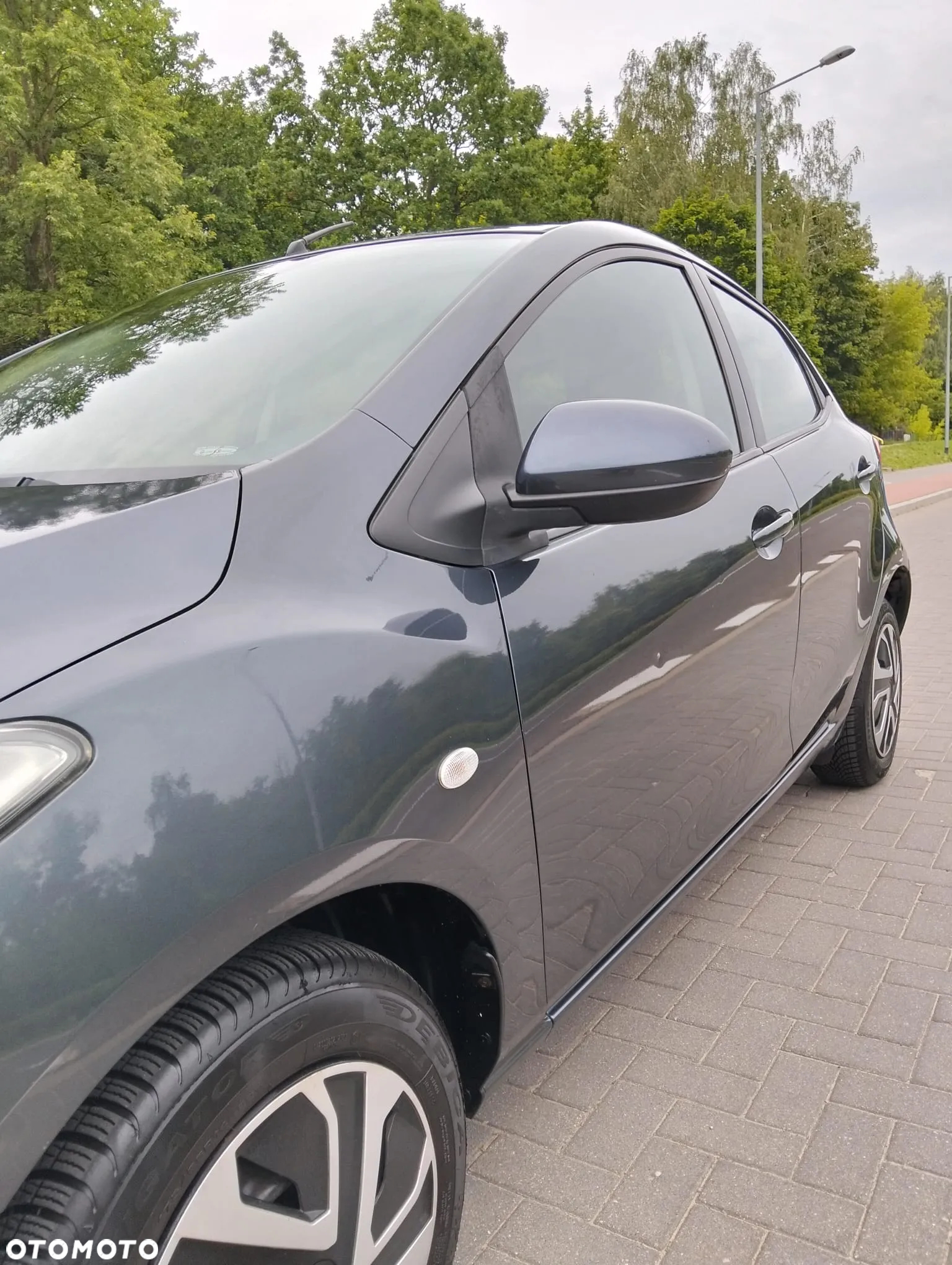 Mazda 2 - 5