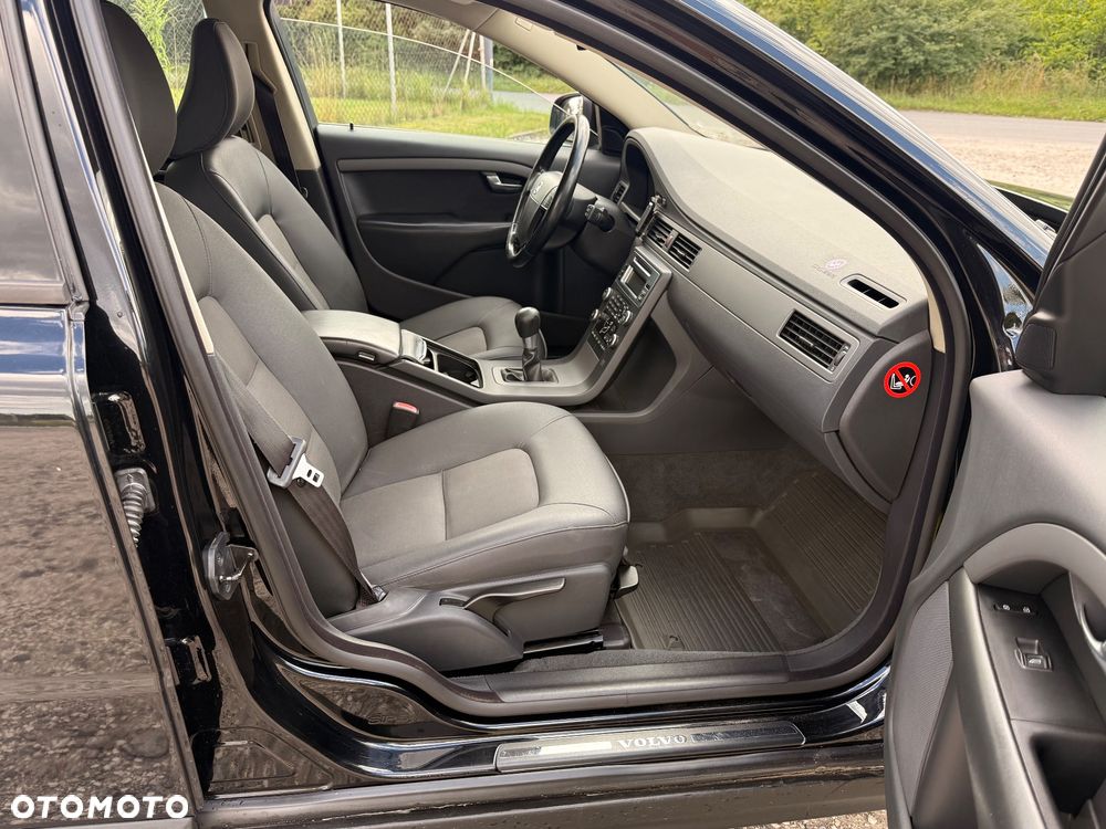 Volvo V70 2.0 - 17