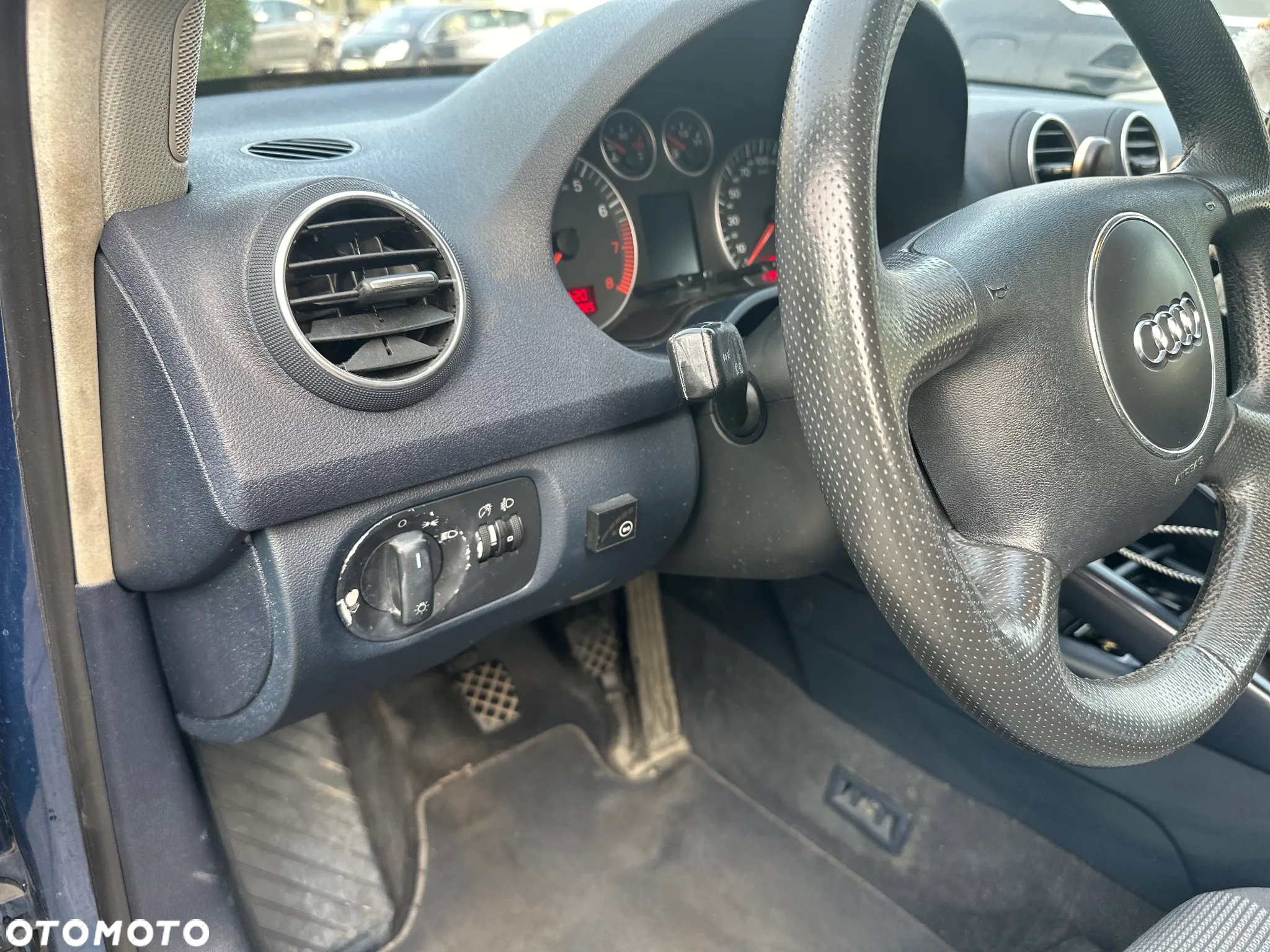 Audi A3 1.6 Ambiente - 17