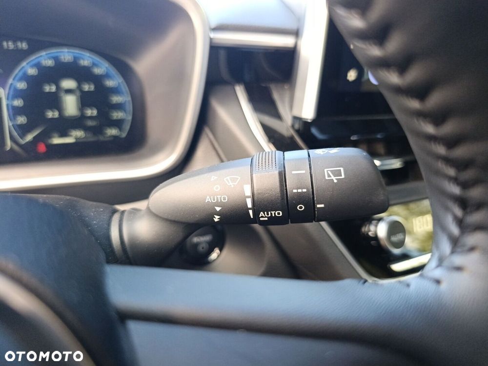 Toyota Corolla Cross 2.0 Hybrid Executive - 37
