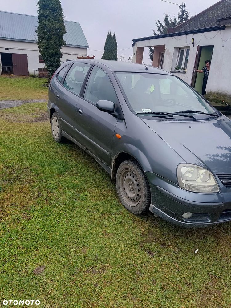 Nissan Almera Tino 1.8 Visia - 2