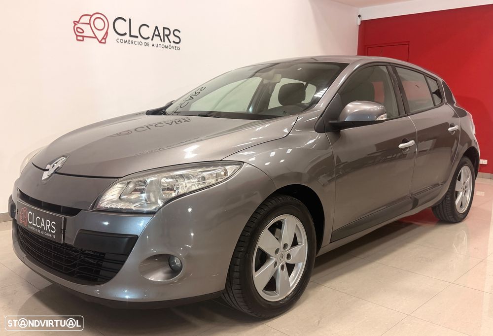 Renault Mégane 1.5 dCi Dynamique - 1