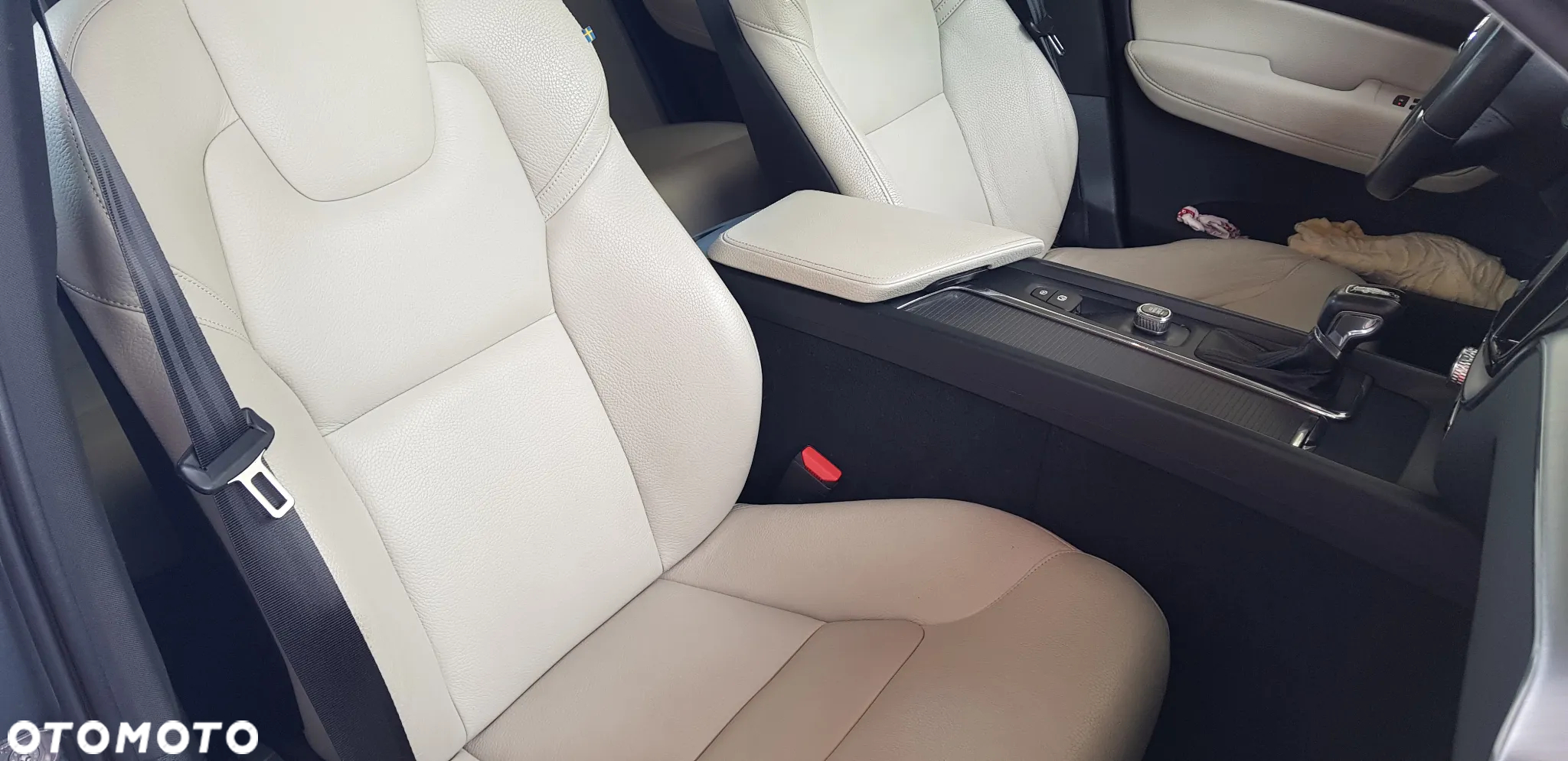 Volvo XC 60 D5 AWD Geartronic Momentum - 20