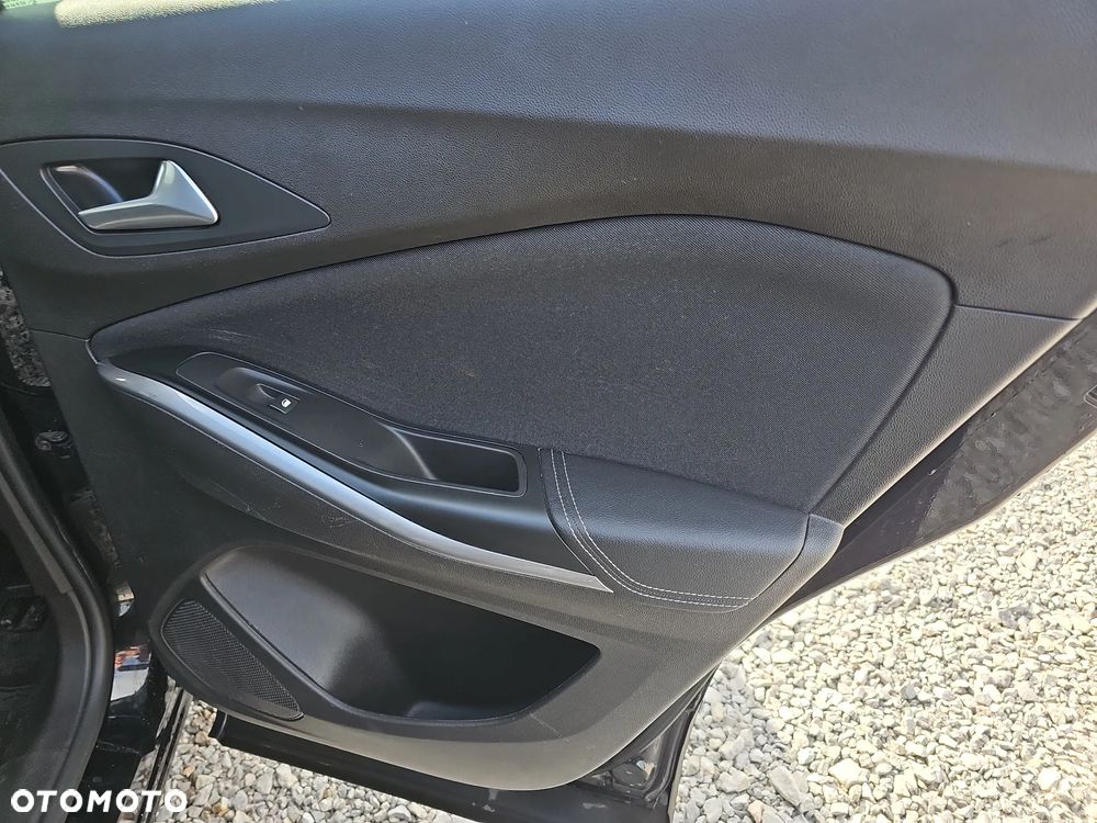 Opel Grandland X 1.2 T GPF Design Line S&S - 23