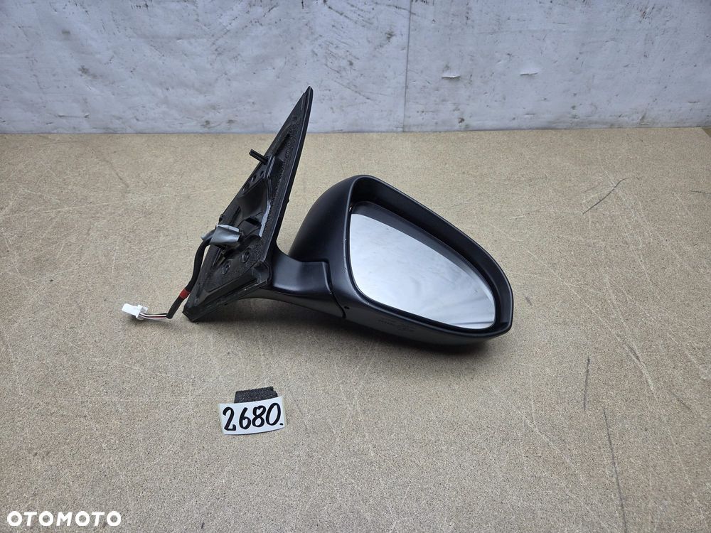 Toyota Auris II 2 LIFT 026983 lusterko prawe 7 pin - 1