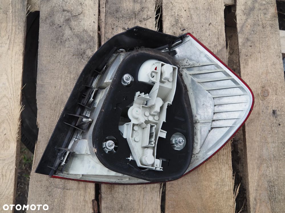 Lampa tył tylna lewa BMW 1 E87 Lift 7164955 - 3