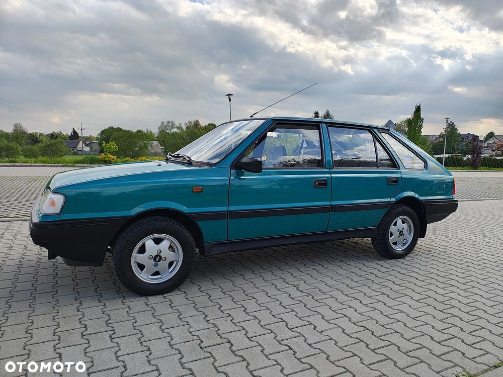 Polonez Caro - 3