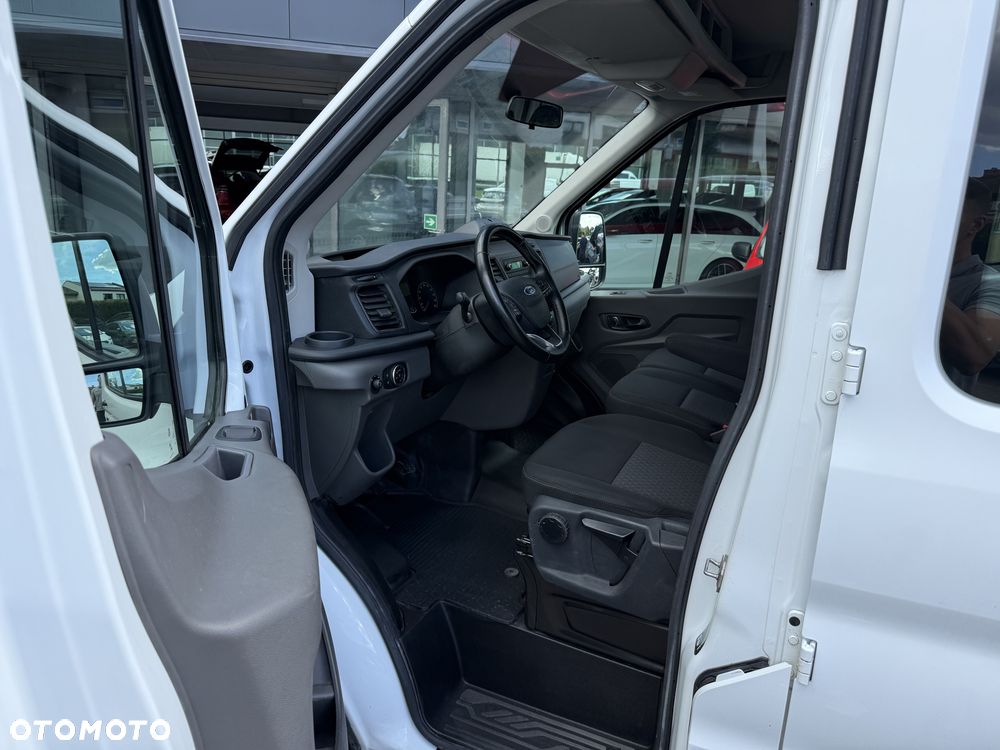 Ford Transit - 22