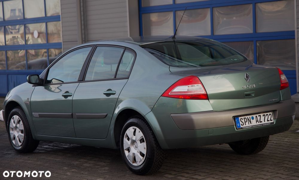 Renault Megane 1.4 Authentique - 10