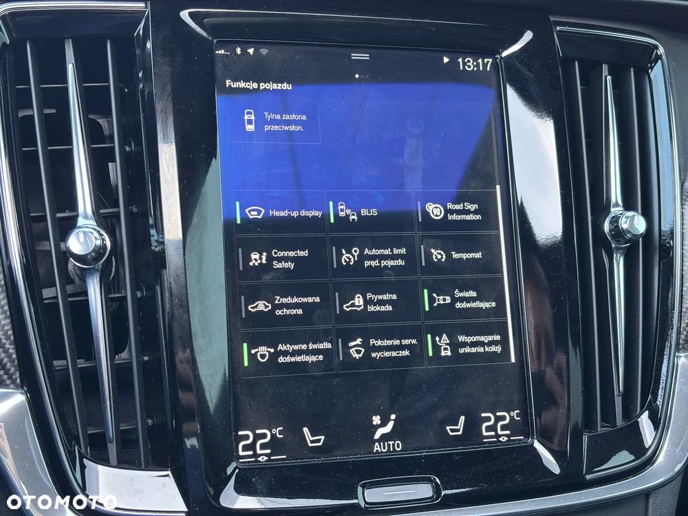 Volvo S90 D5 AWD R-Design - 32