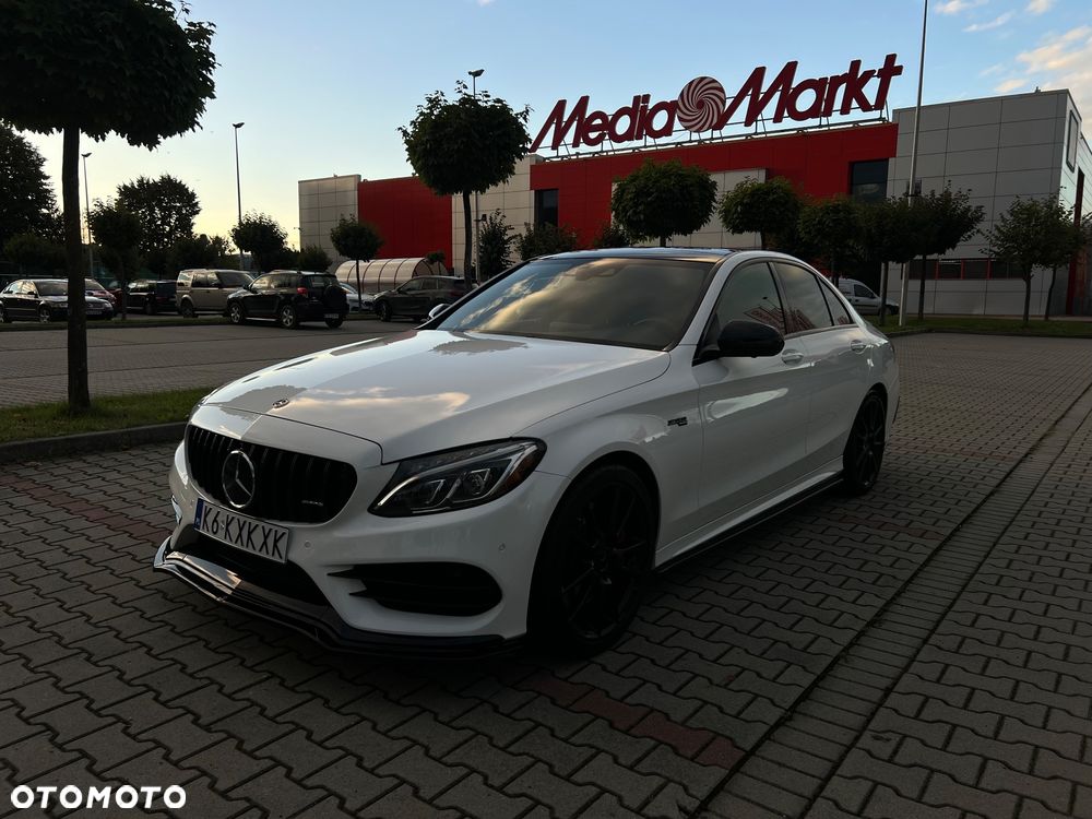 Mercedes-Benz Klasa C AMG 43 4Matic 9G-TRONIC - 36