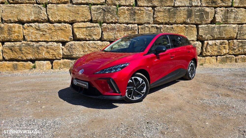 MG MG4 64 kWh Luxury - 1