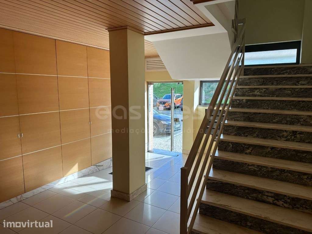 Apartamento T2 com suíte e arrecadação | Excelente estado | Castelo... - Grande imagem: 2/17
