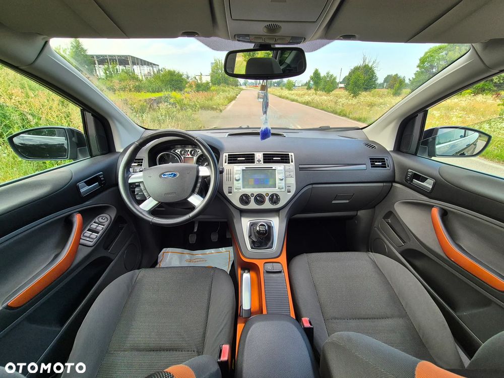 Ford Kuga 2.0 TDCi 2x4 Titanium - 7