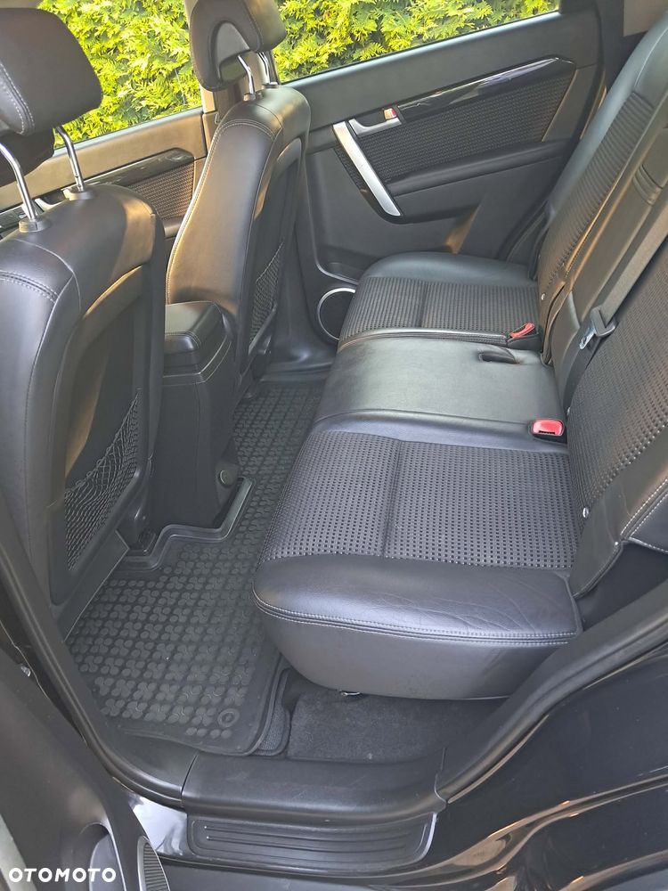 Chevrolet Captiva 2.2 D LS+ - 10