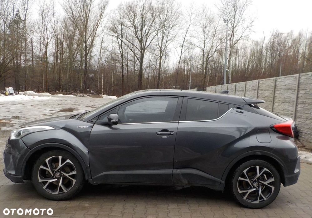 Toyota C-HR - 8