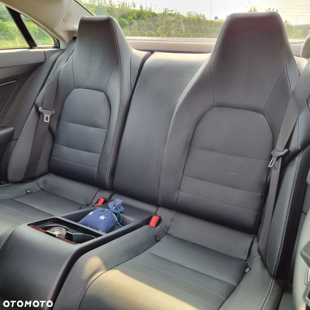 Mercedes-Benz Klasa E 350 4-Matic - 27