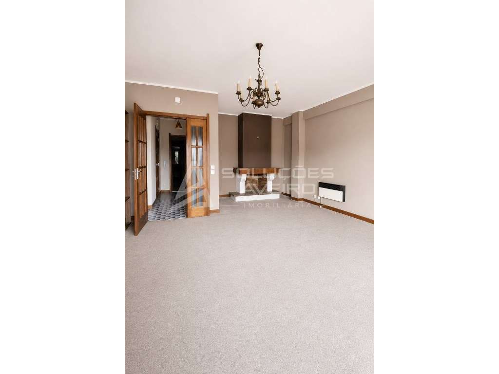 Apartamento T2 no Centro de Sever do Vouga! - Grande imagem: 3/22