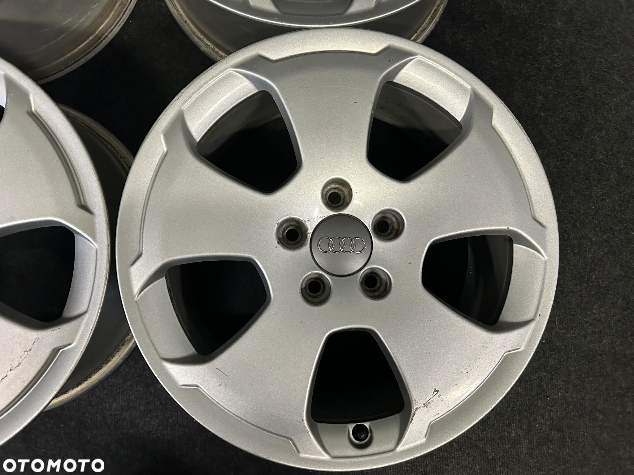 Alufelgi Audi A3 8P0, 8V0, A4 B6, B7 17 cali 5x112 4szt. - 9