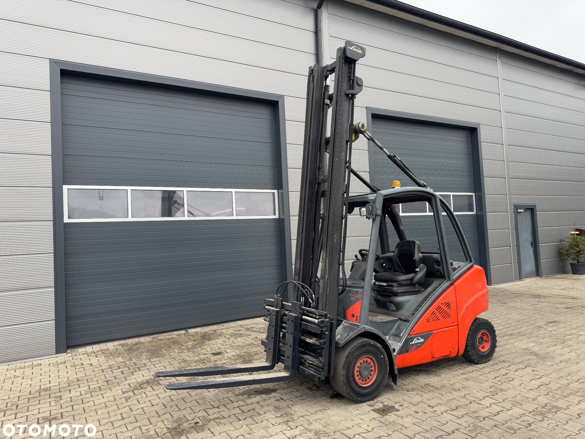 Linde H30D-02 - 1