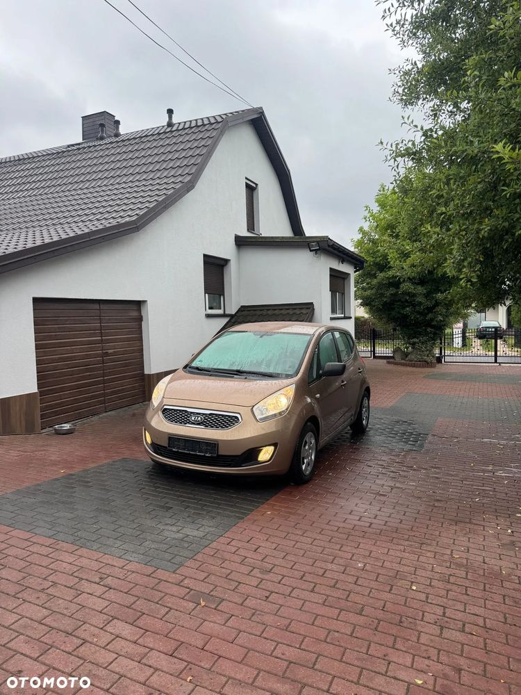 Kia Venga - 1
