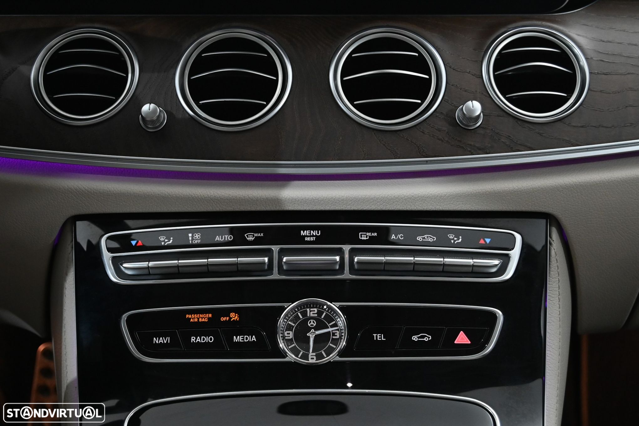 Mercedes-Benz E 400 d Avantgarde - 24